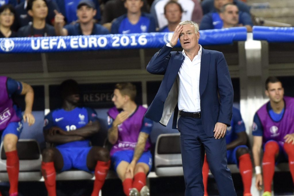 Saint-Denis, 2016. július 10. Didier Deschamps francia szövetségi kapitány a franciaországi labdarúgó Európa-bajnokság döntõjében vívott Franciaország - Portugália mérkõzésen a Saint-Denis-i Stade de France stadionban 2016. július 10-én. MTI Fotó: Illyés Tibor